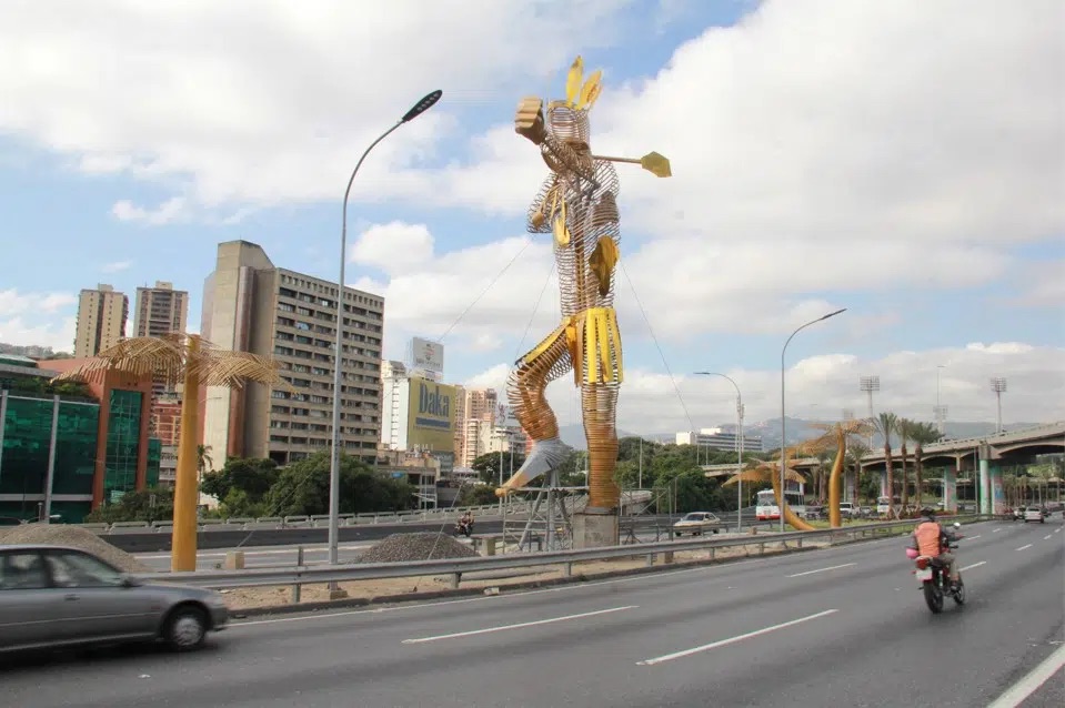 Tramos de la Autopista Gran Cacique Guaicaipuro en Caracas estarán cerrados desde este&nbsp;miércoles
