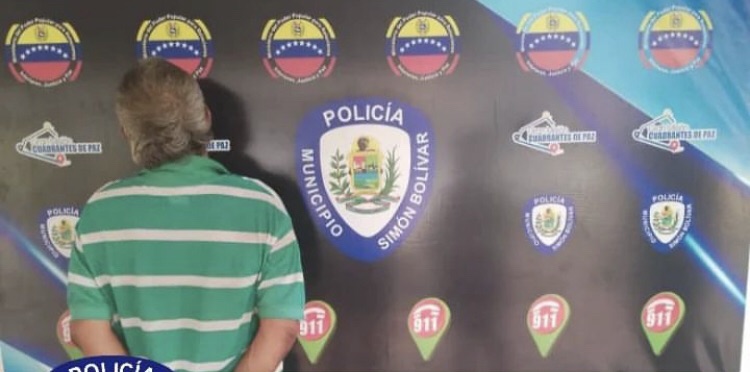 Aprehendido sujeto en Barcelona por exhibir sus partes íntimas a niñas y niños en la vía&nbsp;pública