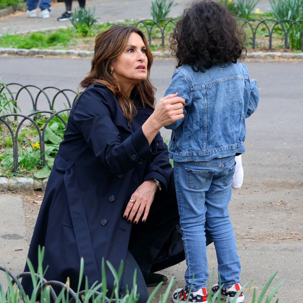 Mariska Hargitay, actriz de «La Ley y el Orden», es confundida con una policía real por niña que buscaba a su&nbsp;madre