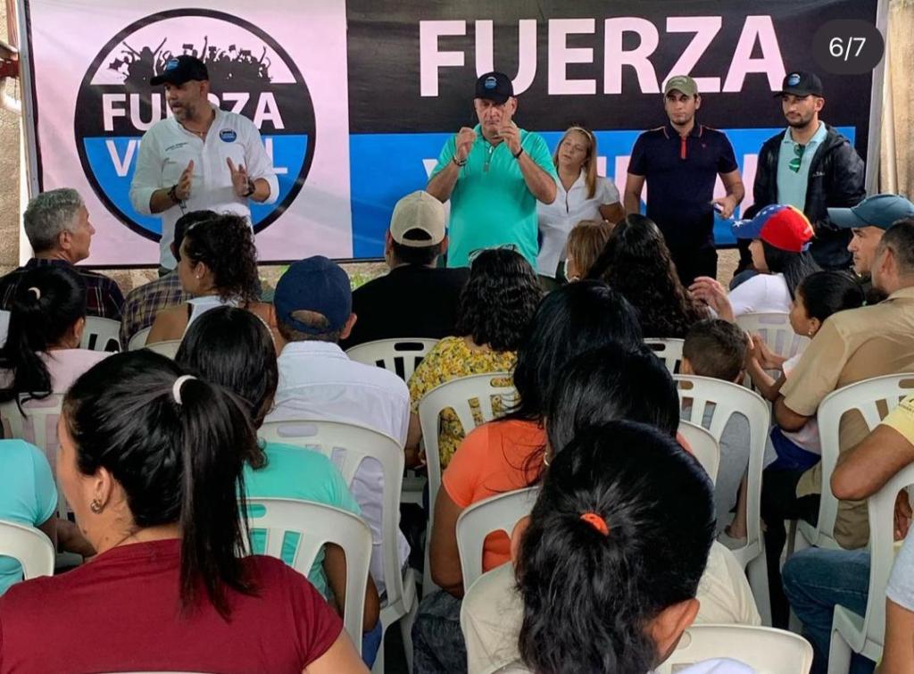 Dirigente Emilio Guzmán renuncia a Fuerza Vecinal y apoya a Edmundo González&nbsp;Urrutia