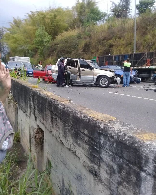 Tres personas heridas por accidente en la&nbsp;Panamericana