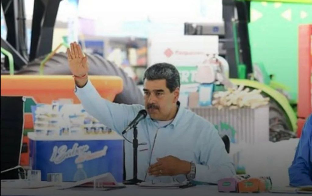 Maduro firma activación de la ZEE de Oriente y&nbsp;Bolívar