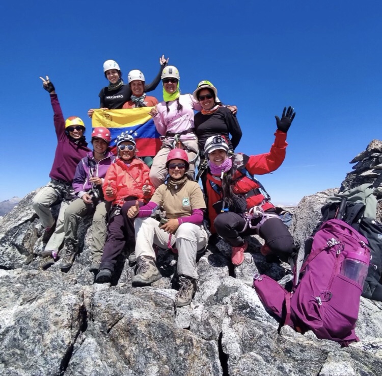 Nueve mujeres conquistan las cinco Águilas Blancas de Los Andes&nbsp;venezolanos