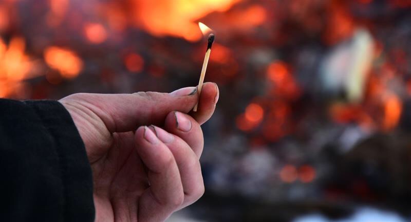 Un hombre prendió fuego a sus hijos en represalia contra su pareja en&nbsp;Bolívar