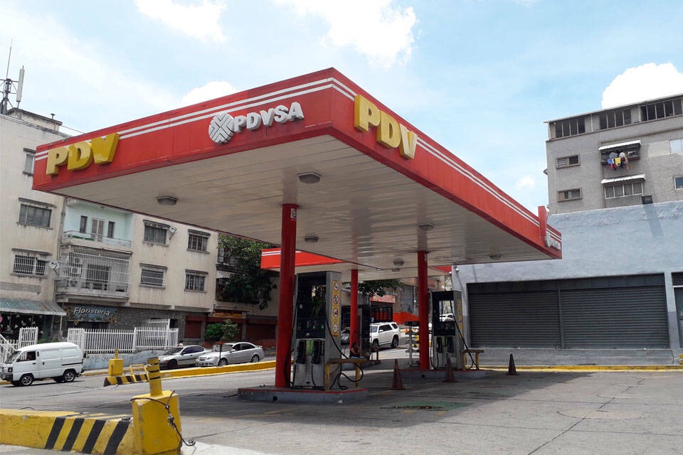 Pdvsa desmiente escasez o aumento del precio de la gasolina en el&nbsp;país