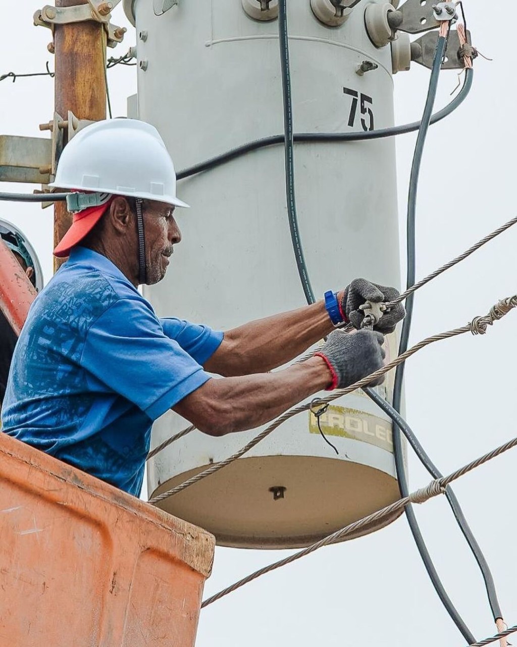 39 transformadores se instalaron en el municipio Simón Bolívar durante el mes de&nbsp;mayo