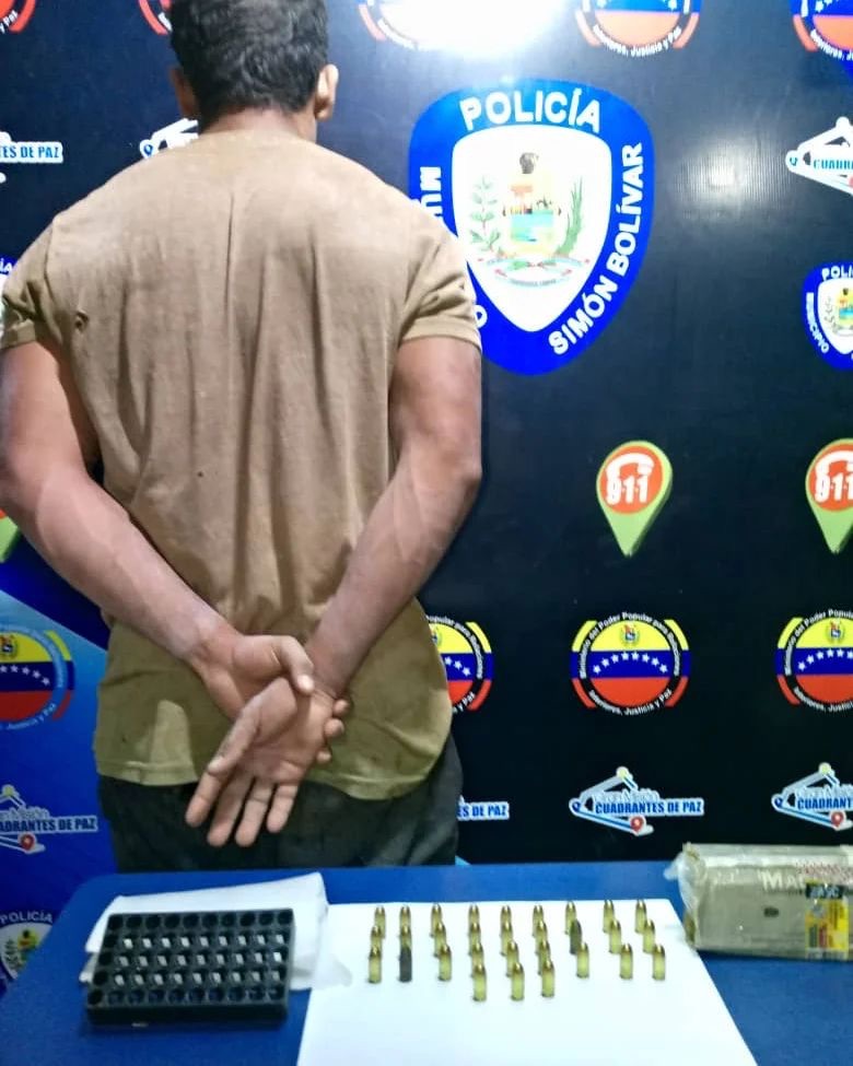 Aprehendido sujeto en la Avenida Costanera con 30 cartuchos calibre&nbsp;3.80