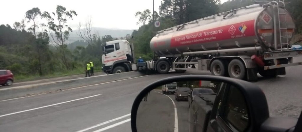 Gandola de Pdvsa perdió el control en la bajada de&nbsp;Tazón