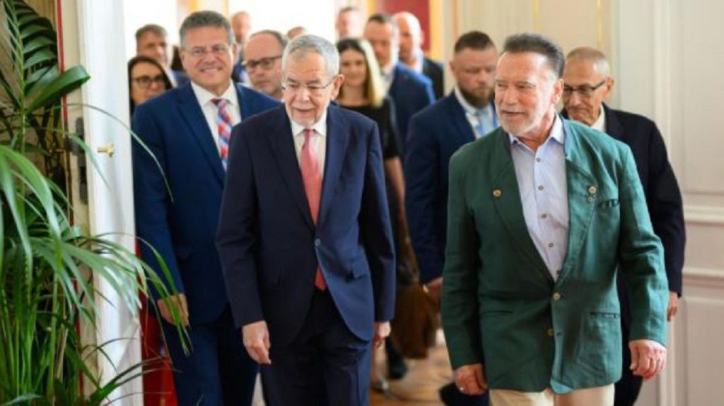 Schwarzenegger denuncia la burocracia y la inacción política ante la crisis&nbsp;climática