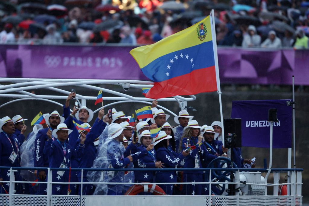 Así navegó por el Sena la delegación venezolana en París&nbsp;2024