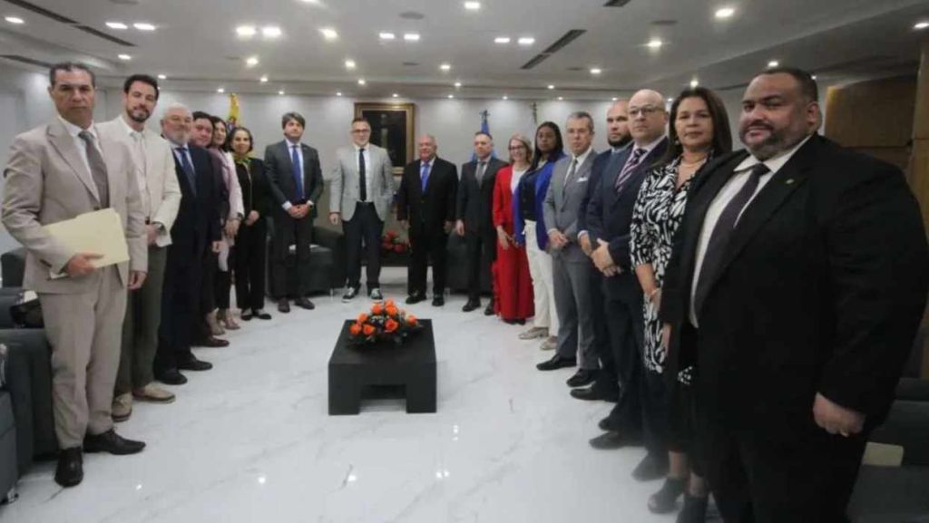 CNE recibió este jueves a expertos electorales de la&nbsp;ONU