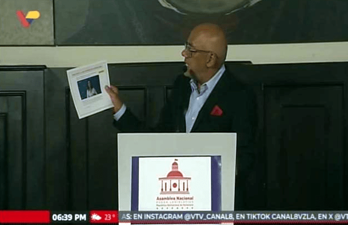 Jorge Rodríguez denuncia planes desestabilizadores: La propuesta de la derecha no es electoral sino la&nbsp;violencia