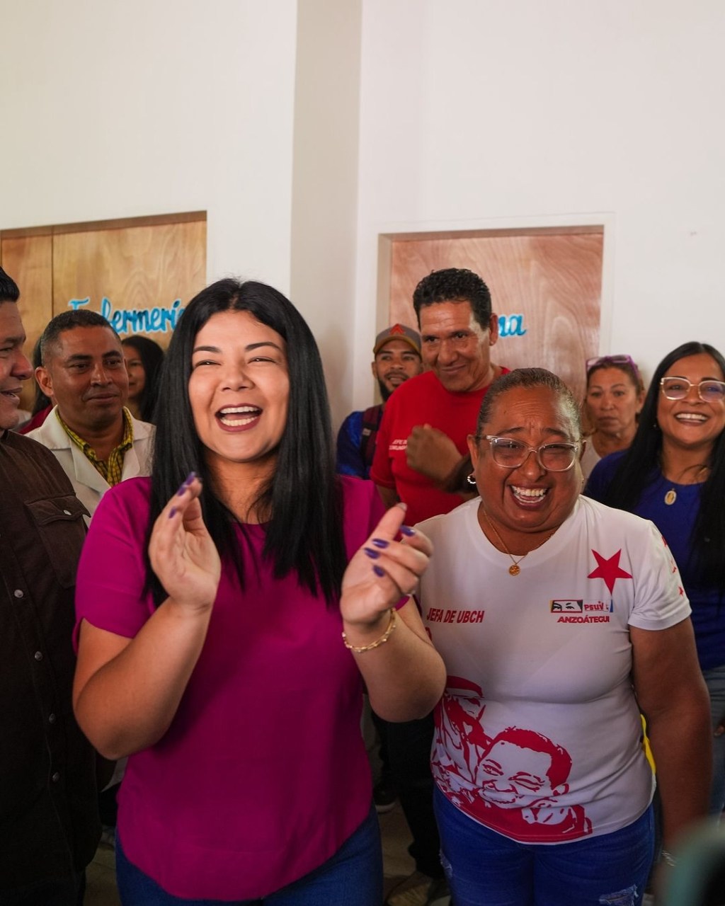 Alcaldesa de Barcelona entrega Consultorio Popular Tipo III renovado en sector 29 de&nbsp;Marzo