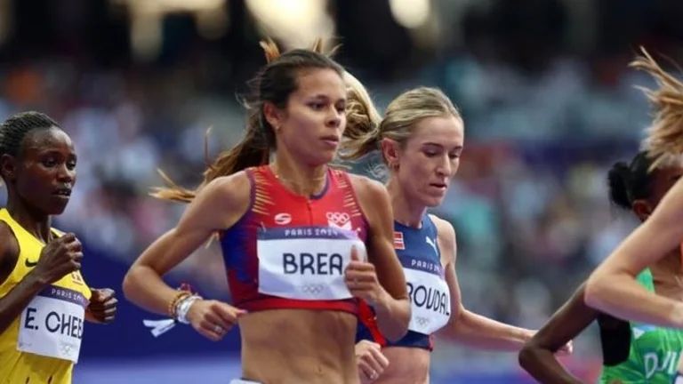 Joselyn Brea hace historia y se mete en la final de 5000&nbsp;metros