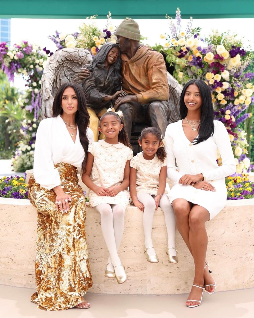 “Girl Dad”: Los Lakers inmortalizan a Kobe Bryant junto a su hija Gianna con una emotiva&nbsp;estatua