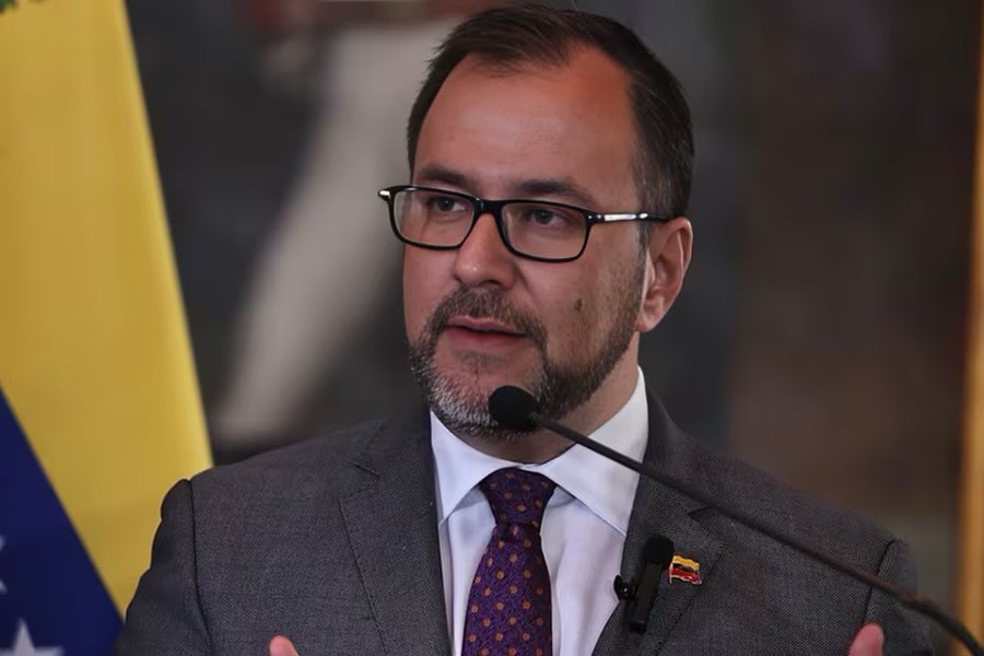 Iván Gil acusa a Israel de respaldar a “criminales fascistas” en el&nbsp;país