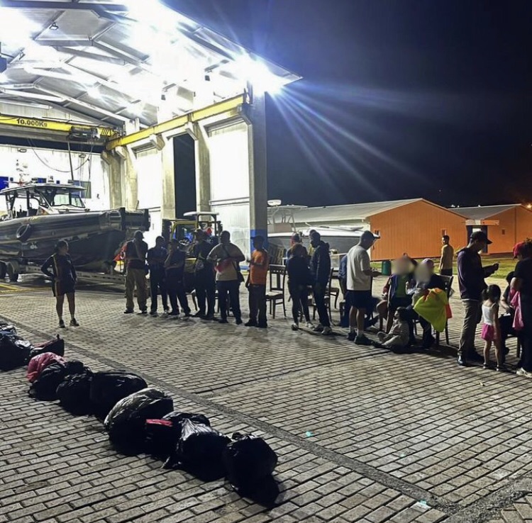 La Armada colombiana rescata a 27 venezolanos en la isla de San&nbsp;Andrés&nbsp;