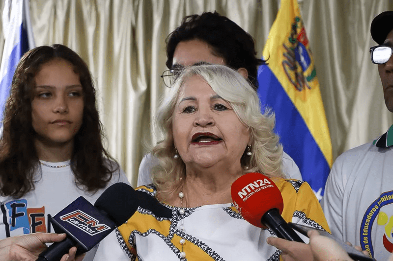 Presidenta de la FVM propone un aumento salarial: «un docente debe ganar entre 300 y 400&nbsp;dólares””