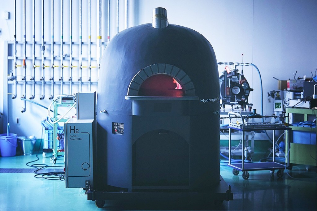 Toyota revoluciona la cocina con el primer horno de pizza a&nbsp;hidrógeno