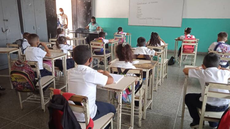 Niños y jóvenes inician este lunes el año escolar&nbsp;2024-2025