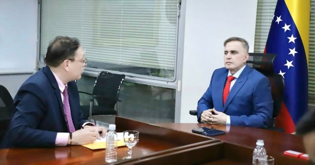 Fiscal General recibió a abogado de González Urrutia: Mañana daremos a conocer toda la&nbsp;verdad