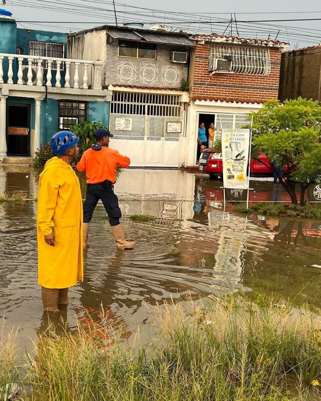 Funcionarios desplegados tras fuerte lluvia en&nbsp;Barcelona