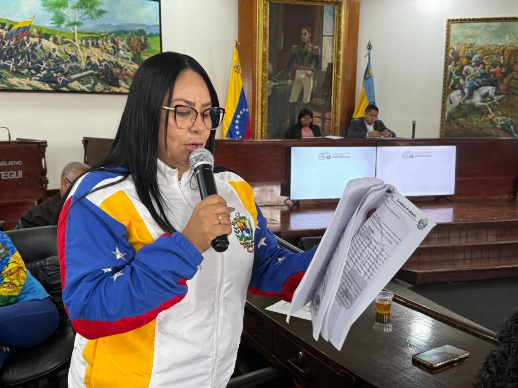 Legisladores de Anzoátegui aprobaron acuerdo de Cámara para «honrar» a las&nbsp;comunas