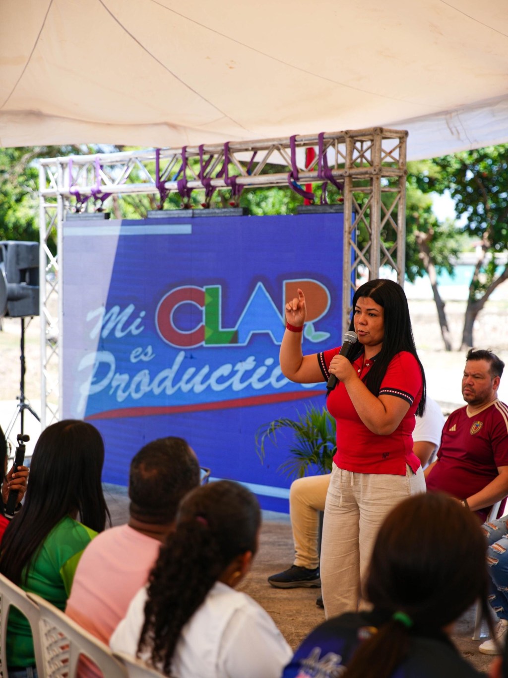 Alcaldesa Sugey Herrera entregó herramientas agrícolas a los CLAP&nbsp;productivos