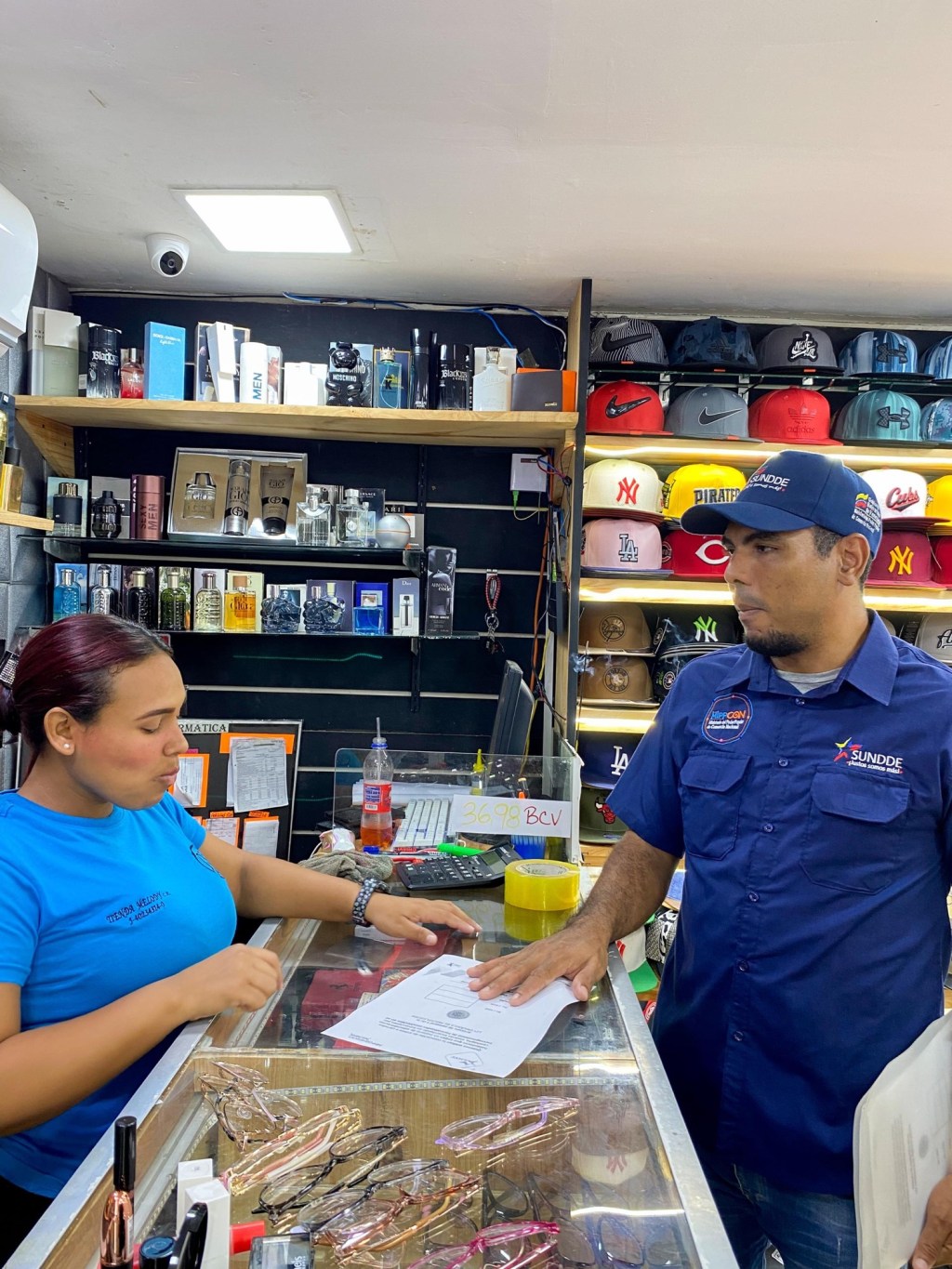 En Anzoátegui están verificando que comercios cobren a la tasa oficial del&nbsp;BCV