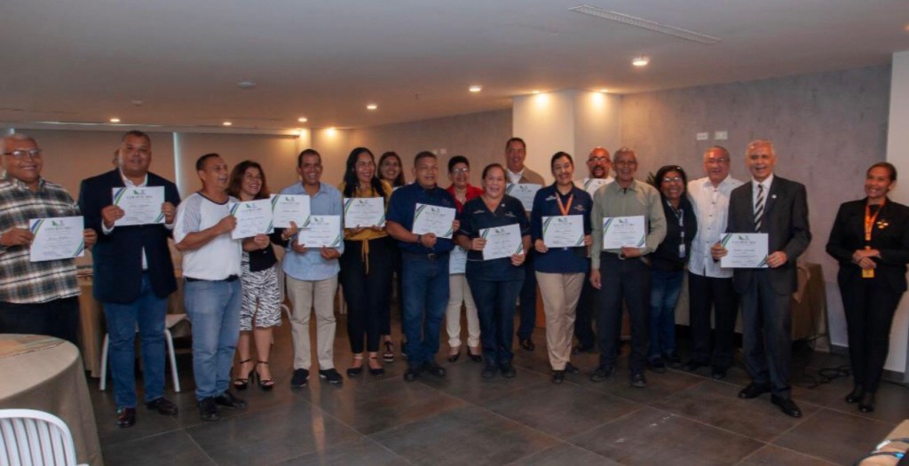 La Asociación hoteles de Anzoátegui realizó reconocimiento a trabajadores&nbsp;hoteleros