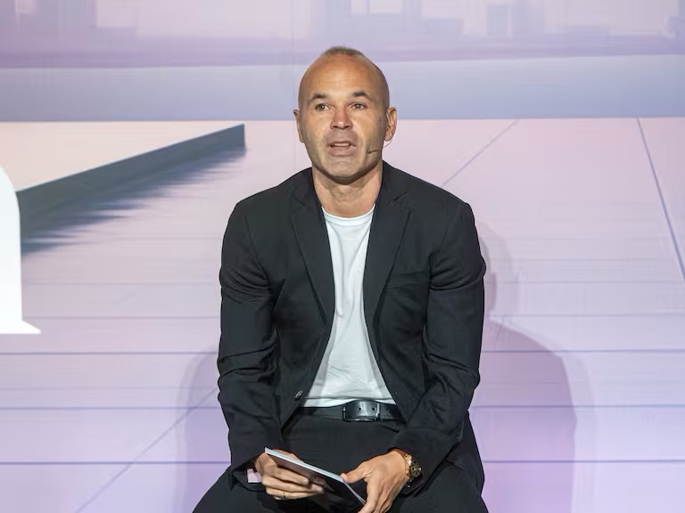 Andrés Iniesta anuncia su retiro entre lágrimas de&nbsp;emoción