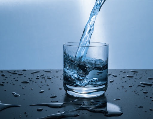 Te contamos que le ocurre a tu cuerpo si no bebes suficiente&nbsp;agua