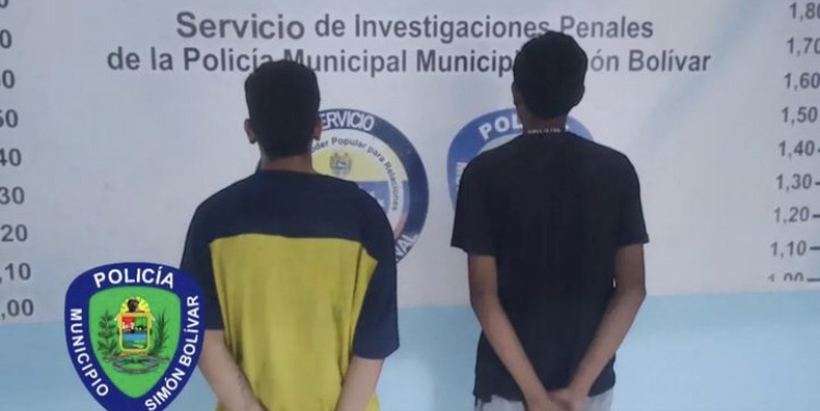 Aprehendidos en Barcelona tras cometer vandalismo y hurto en instalación&nbsp;pública&nbsp;