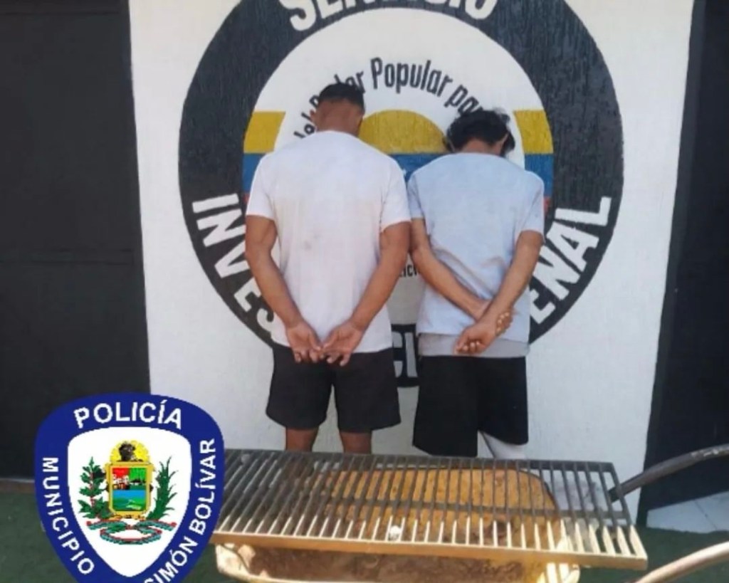 Detuvieron a dos hombres por hurto de una reja de alcantarillado en&nbsp;Barcelona