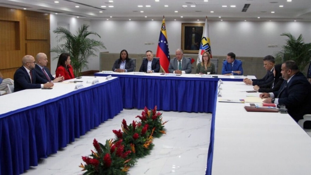 Nuevos rectores del CNE se incorporaron a sus&nbsp;funciones