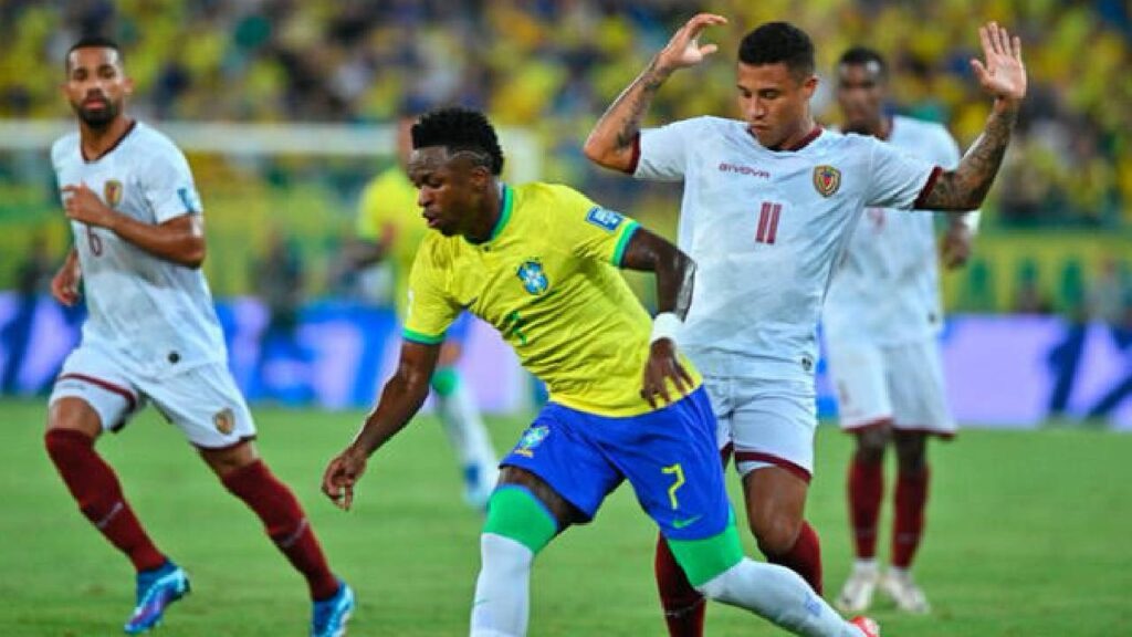 Vinícius saldrá en el 11 titular de Brasil contra Venezuela en&nbsp;Maturín