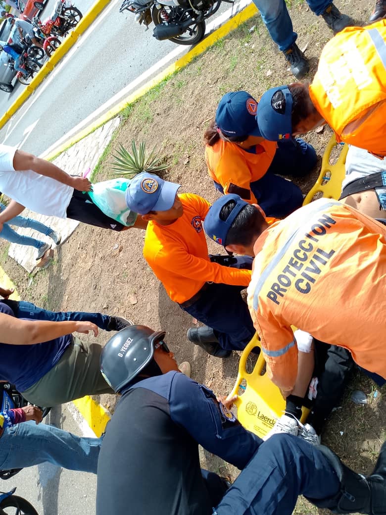 Colisión en la Avenida Intercomunal deja a un joven&nbsp;lesionado