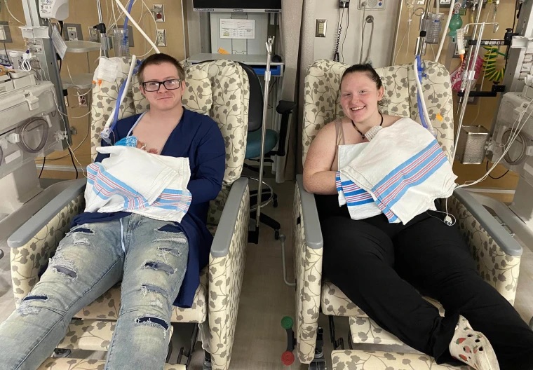 Mujer fue a urgencias por un dolor de garganta y descubrió que estaba embarazada de cuatrillizos&nbsp;