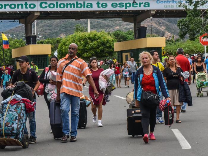 Corte de Colombia ordena a la Cancillería facilitar acceso a visas para migrantes&nbsp;venezolanos