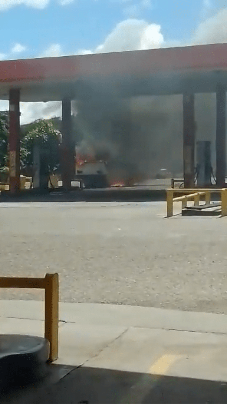 Un autobús se incendió tras ser abastecido con gasolina en el estado&nbsp;Lara&nbsp;