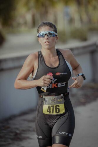 La triatleta venezolana Nadine Zymam, clasificó al Campeonato Mundial de Ironman&nbsp;2025