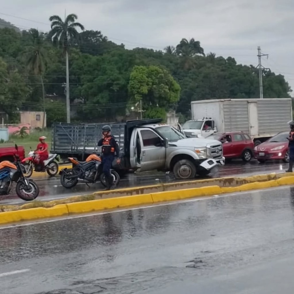 Un lesionado por colisión en la Vía Alterna de&nbsp;Barcelona