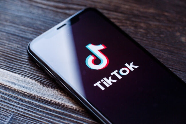 TikTok pide paralizar la ley que podría prohibirla en Estados Unidos hasta que llegue&nbsp;Trump