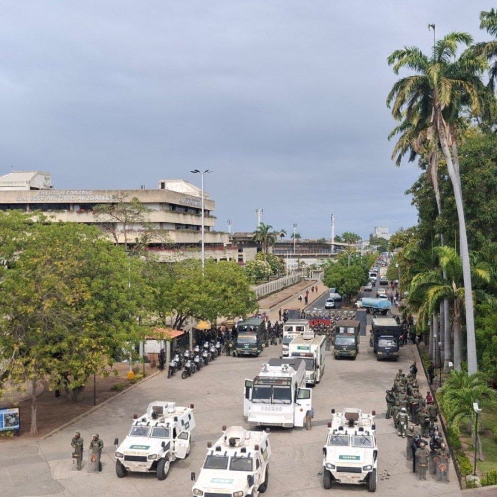 Se llevan a cabo ejercicios del Escudo Bolivariano 2025 en&nbsp;Barcelona