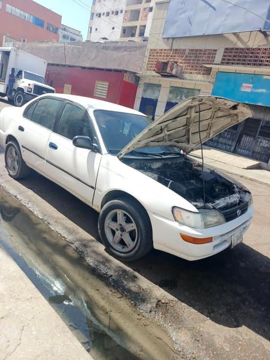 Se estacionó en el centro de Puerto La Cruz y en tiempo récord le robaron la&nbsp;batería