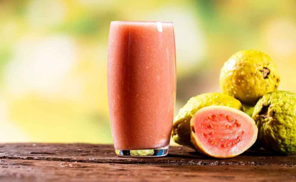 El jugo de guayaba un aliado para producir colágeno y lucir una piel&nbsp;lozana