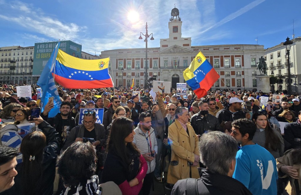 Venezuela continúa liderando las solicitudes de asilo en España, reveló informe de&nbsp;CEAR