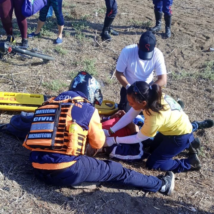 Sexagenario resultó herido tras sufrir accidente en bicicleta en Barcelona 