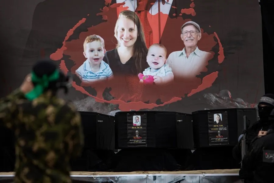 Uno de los cuerpos que entregó Hamás no pertenece a Shiri&nbsp;Bibas