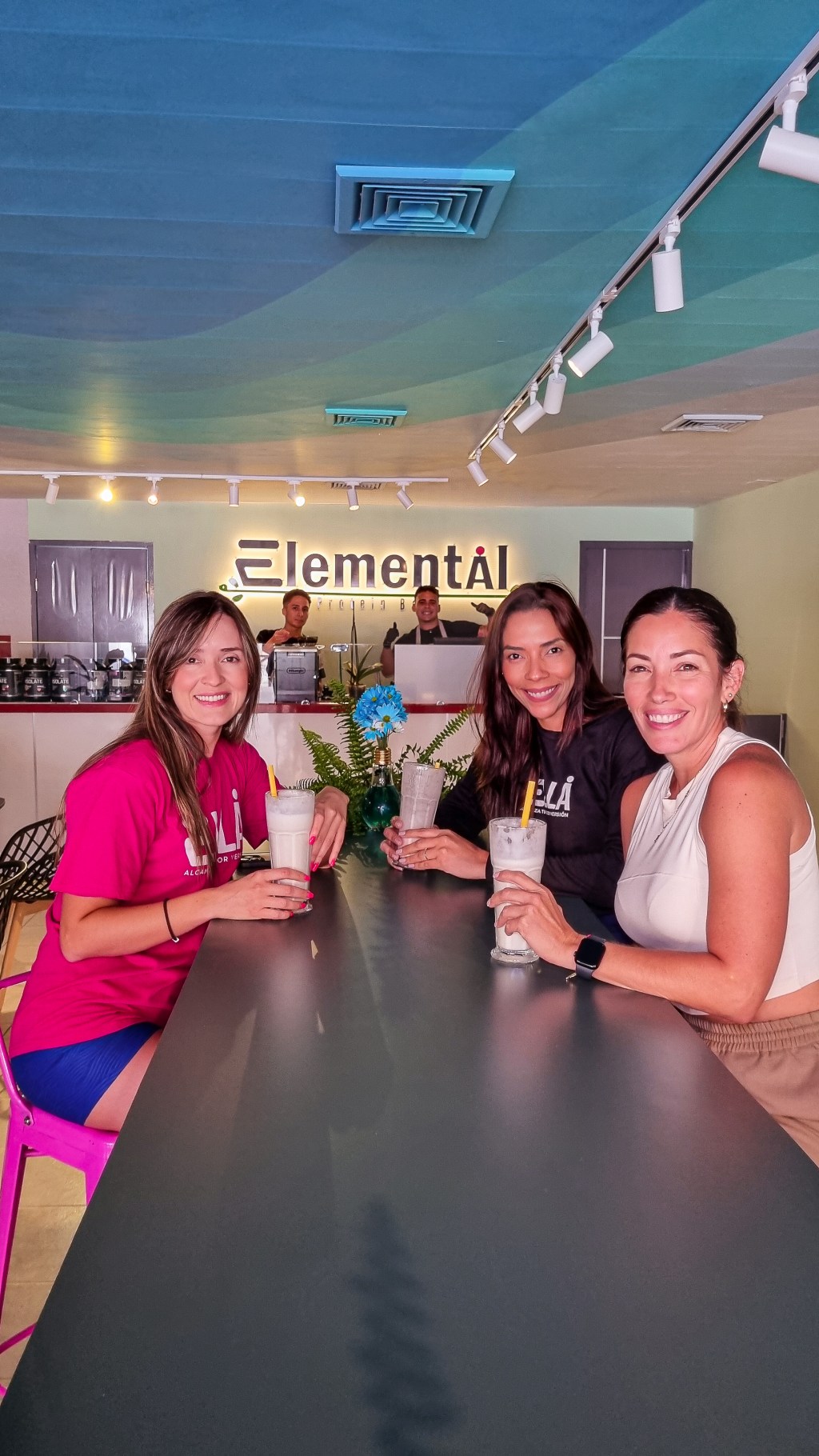 Abrió el Primer Protein Bar de Lechería con comida 100% saludable 